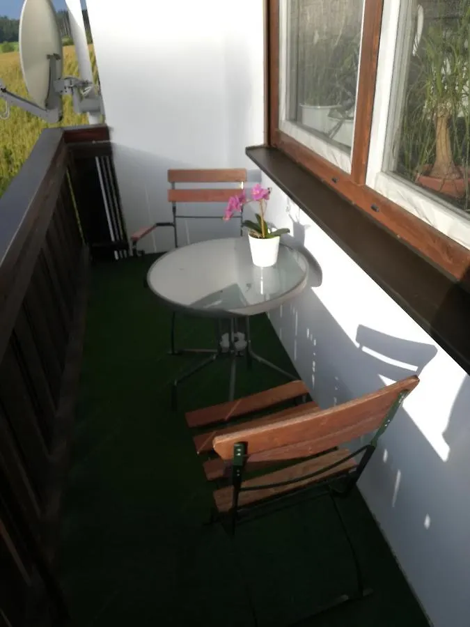 Ferienwohnung Am Anger Amerang Apartment